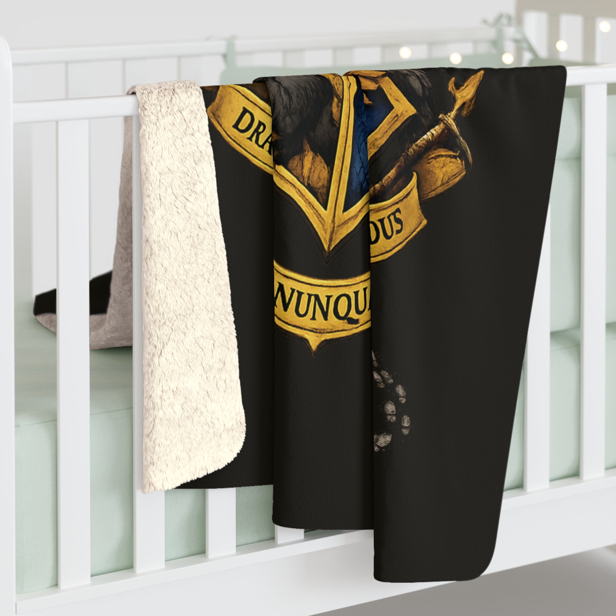 Hogwarts Crest Sherpa Blanket